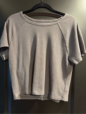 American Eagle Outfitters Gray Waffle Knit Short Sleeve Top